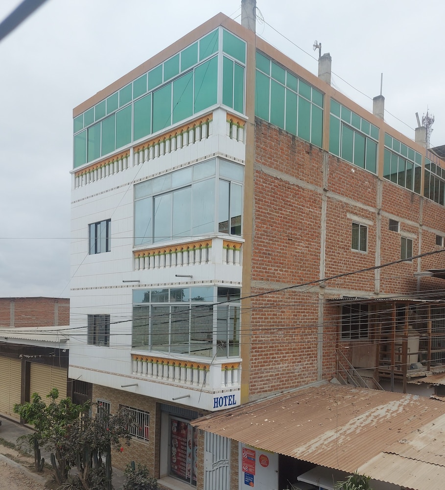 Puerto Pizarro Inn in Tumbes, Peru