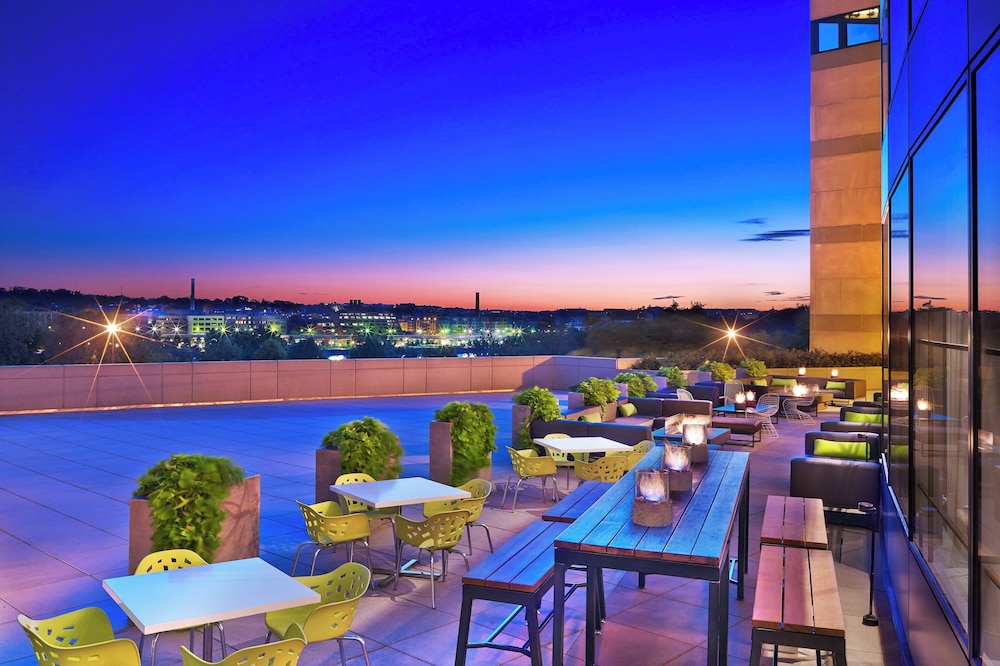 Le Meridien Arlington — 4-Star Luxury Hotel in Arlington, United States