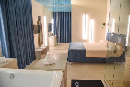 Shanti Rooms & Apartments Risorgimento — 4-Star Luxury Hotel in Bacoli, Italy