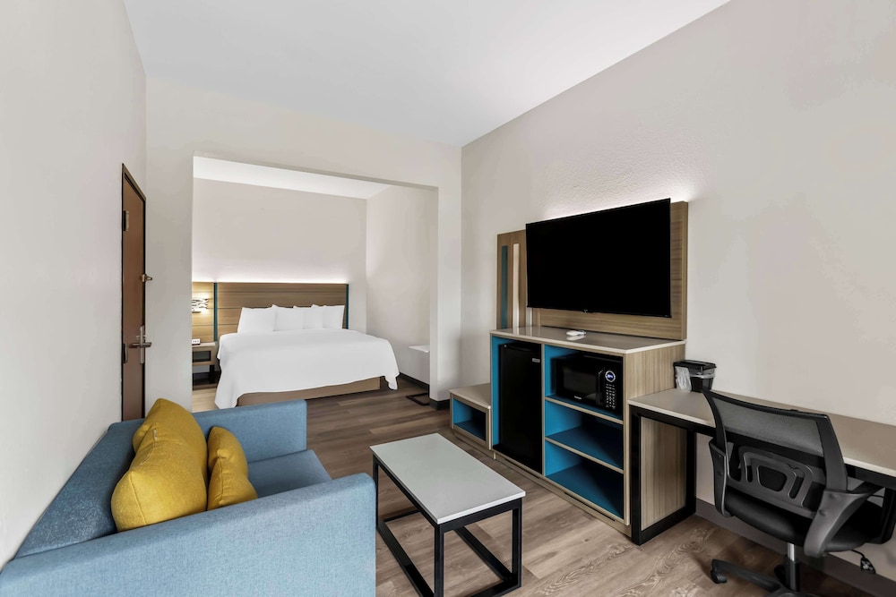 Sonesta Essential Beaumont - photo 16