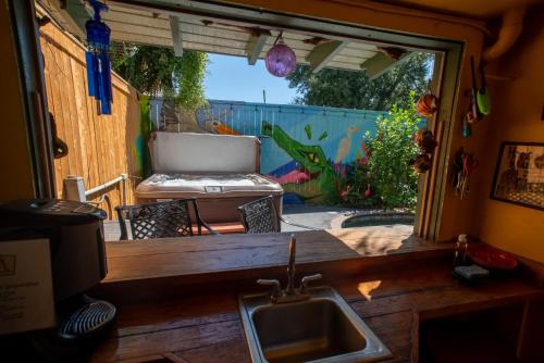 The Lookout Inn - photo 5