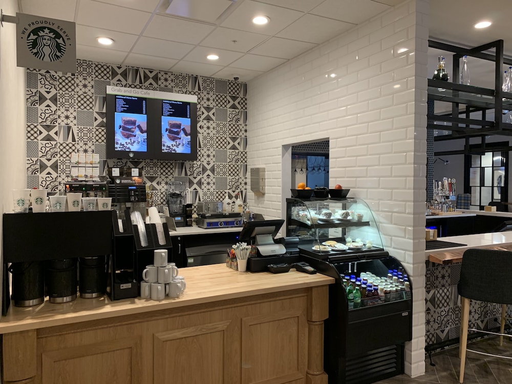 Delta Hotels by Marriott Green Bay - photo 35