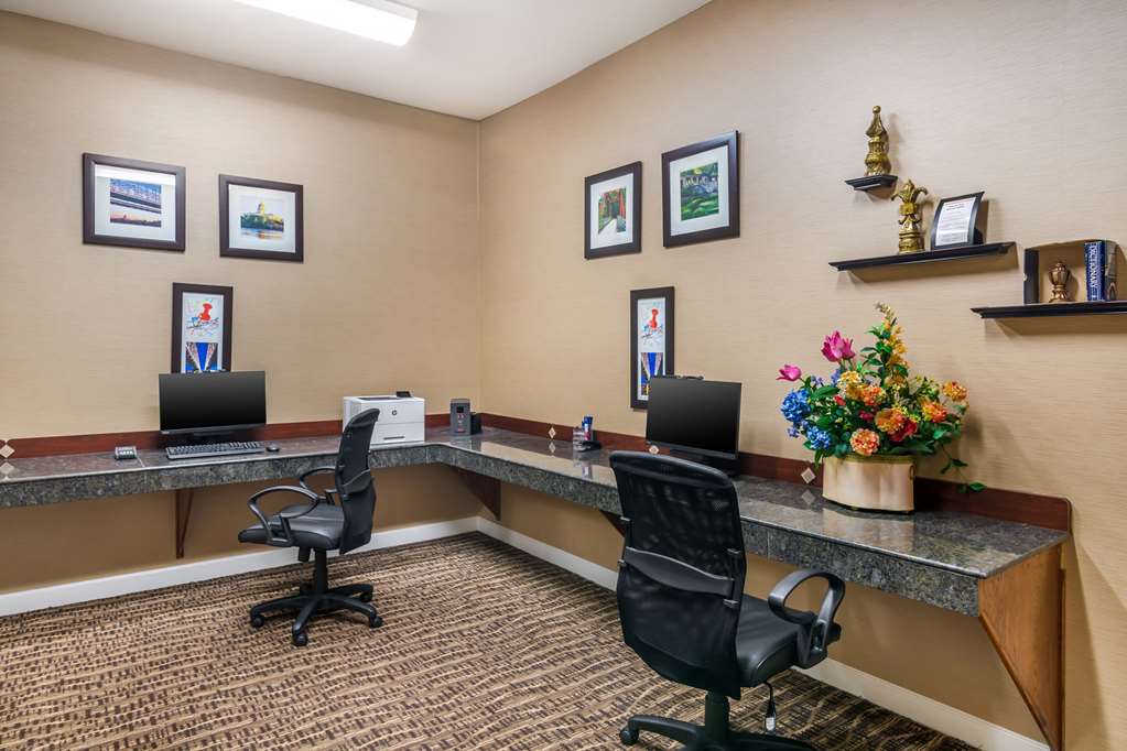 Comfort Suites Jefferson City - photo 68