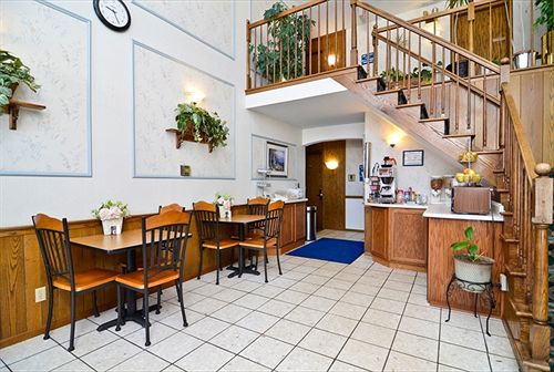 Lancaster Welcome Inn - photo 20