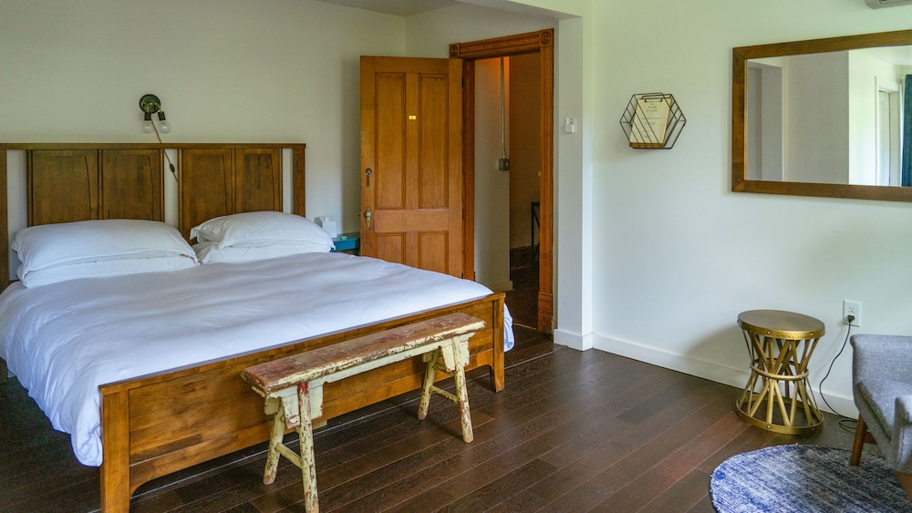 The North Branch Inn - photo 6