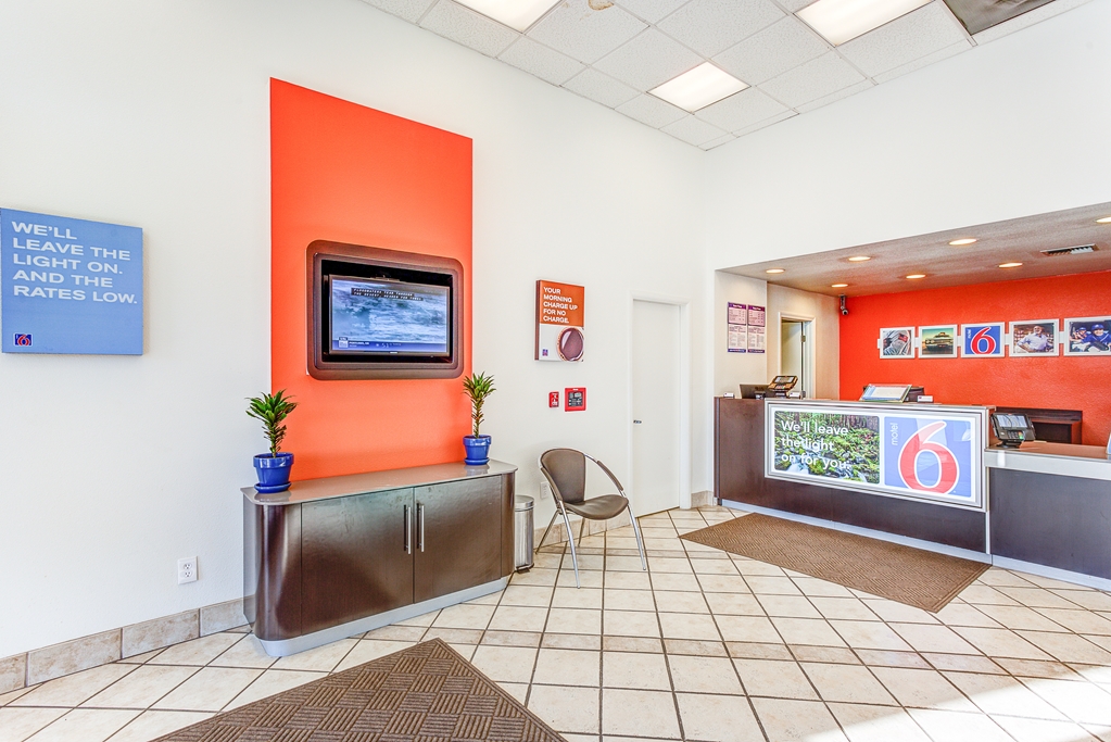 Motel 6 Portland OR Tigard West - photo 31