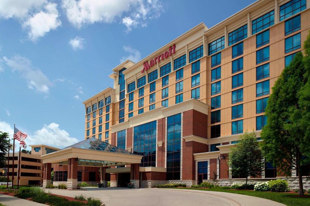 Bloomington Normal Marriott Hotel & Conference Center - photo 51