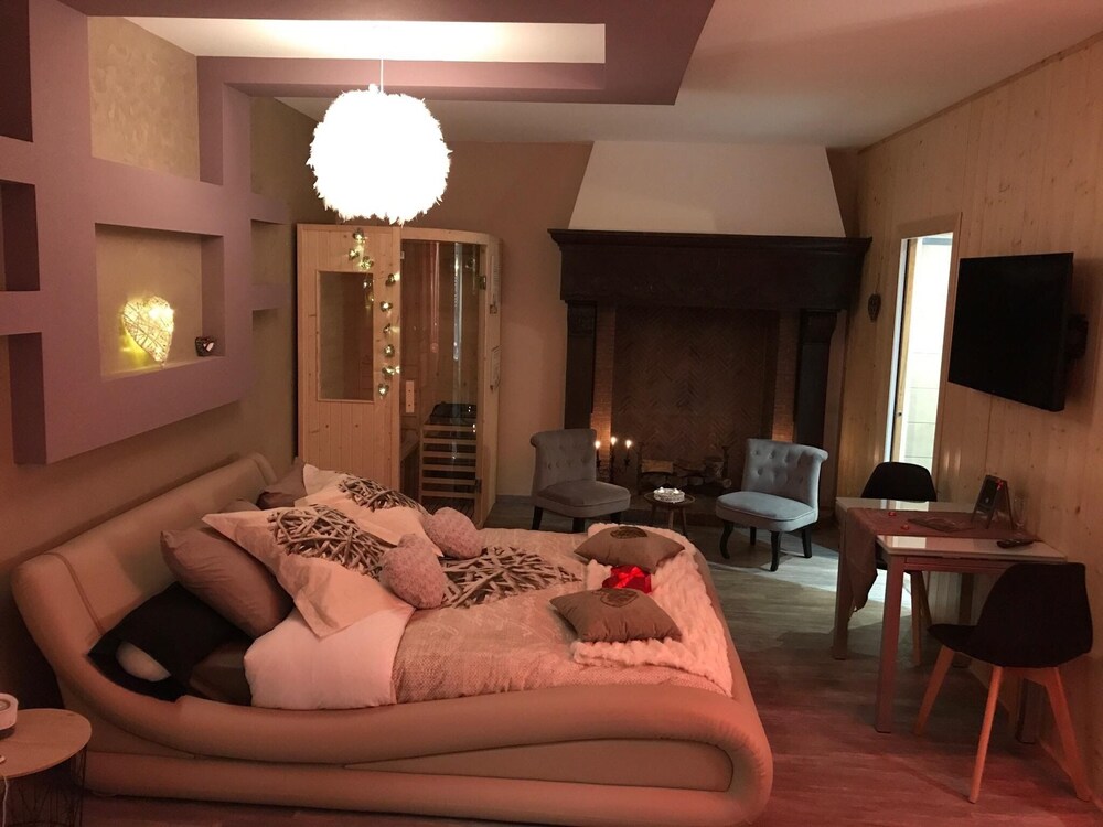 Manoir Aux Trois Charmes — hotel in Ronchamp