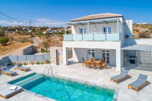 Gianna s Panoramic Seaview Twin Villas With Pool 1 — 4-Star Luxury Hotel in Georgioupolis, Greece