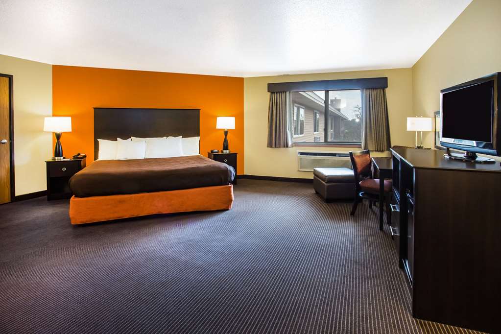 AmericInn by Wyndham Menomonie - photo 13