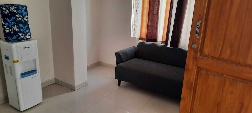 Cozzy Rooms - last minute hotel in Hyderabad