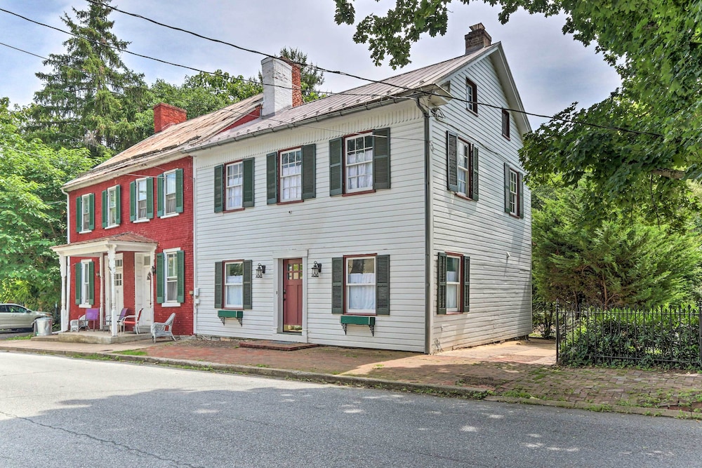 Historic Townhome In Downtown Shepherdstown 17933097 — Shepherdstown