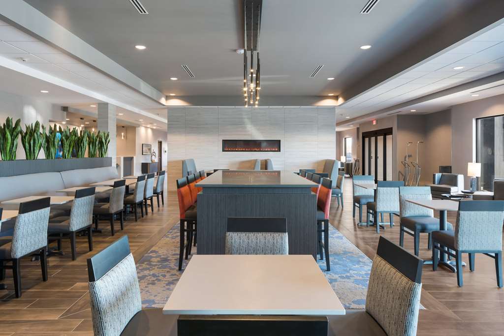 Comfort Suites Kennewick At Southri - photo 62