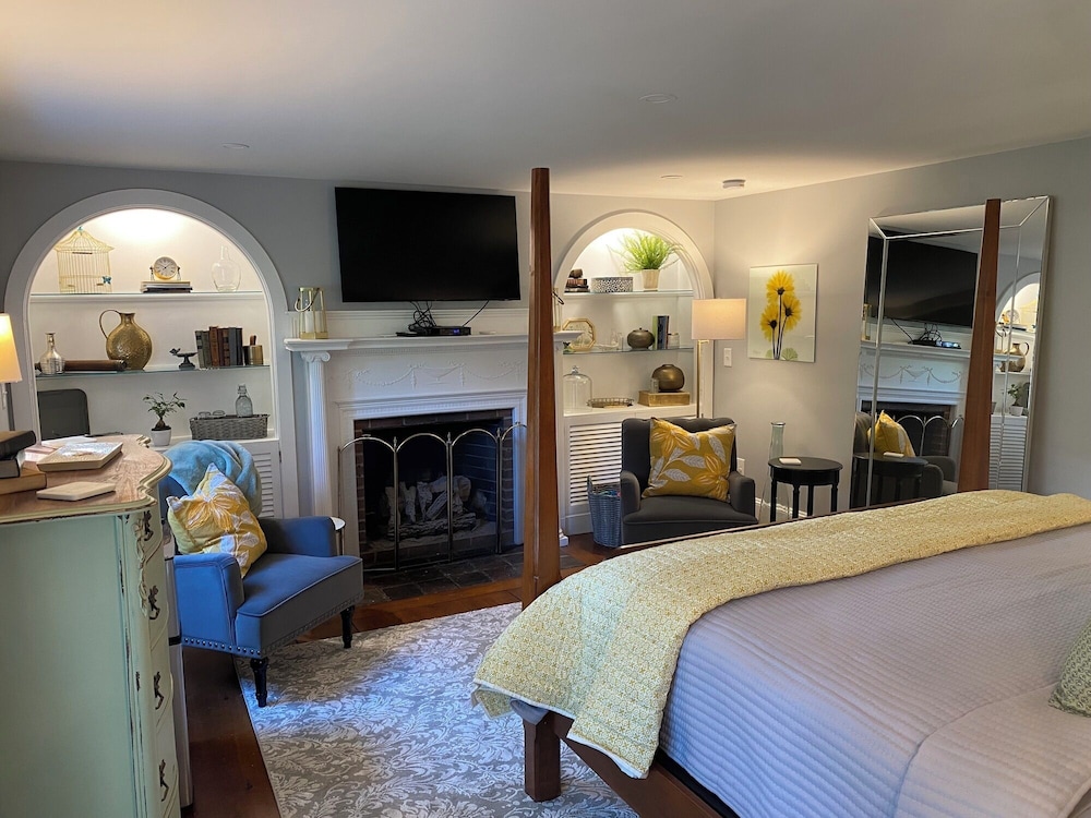 Inn at Perkins Cove - photo 11