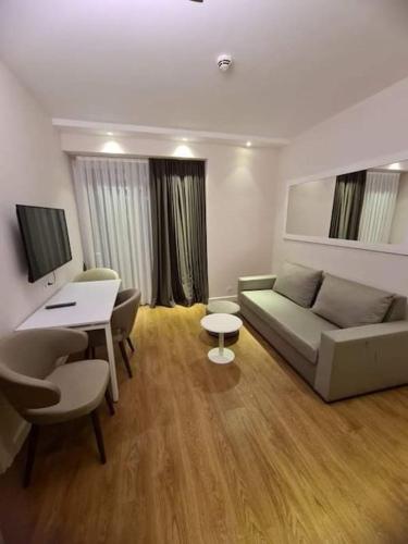Seaview Apartments