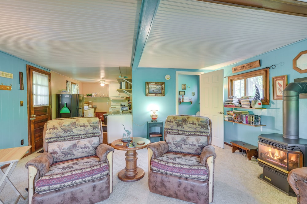 Riverfront Nature Getaway Near Downtown Pine City — Pine