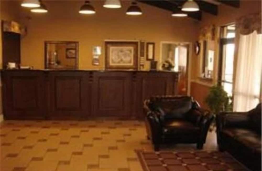 Americas Best Value Inn and Suites Aberdeen - photo 2