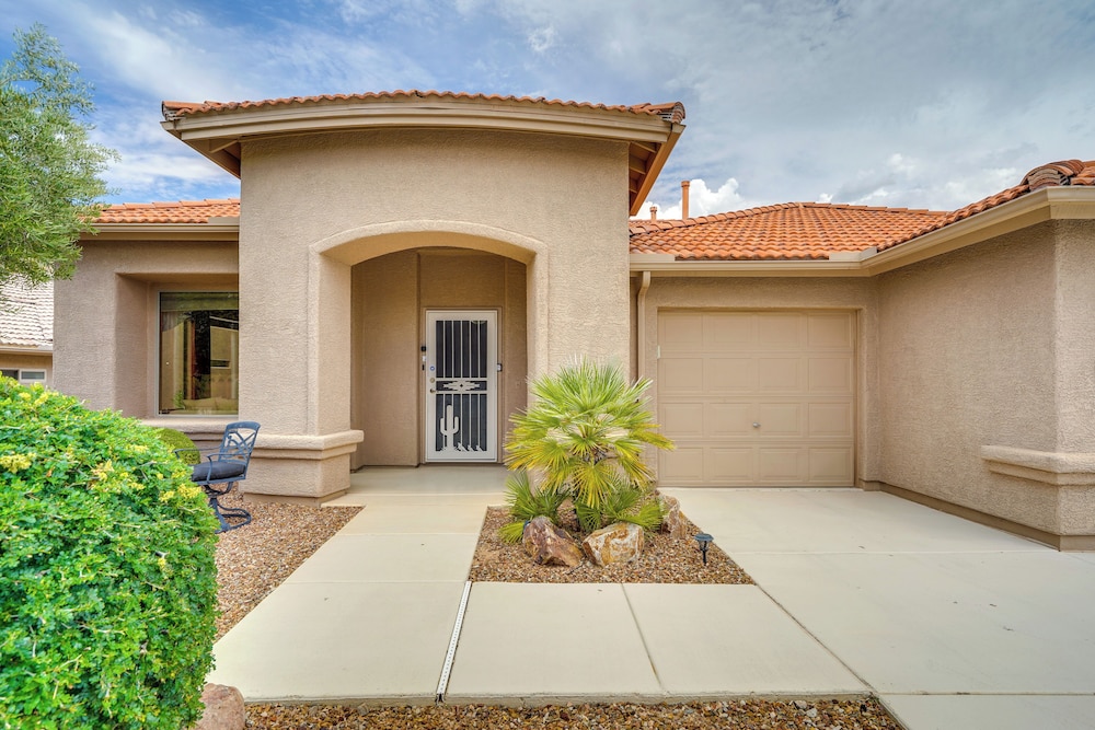 Spacious Home In Saddlebrooke 55 Plus Community 19769350 — Catalina