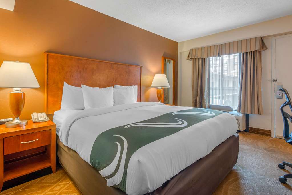 Quality Inn Savannah Historic District - photo 13