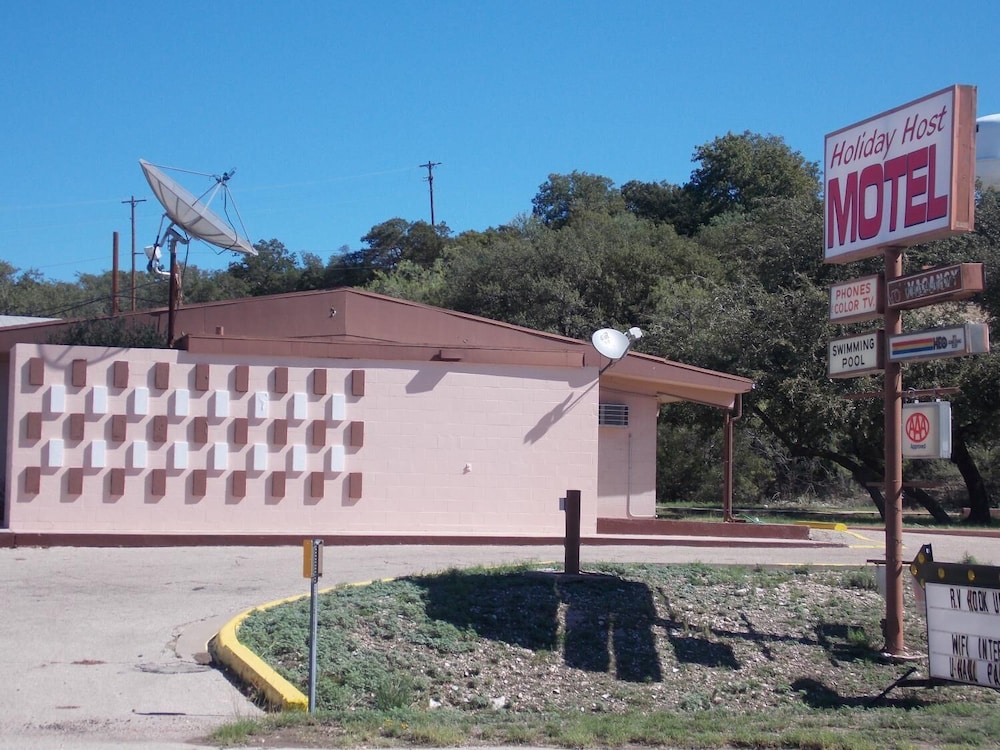 Holiday Host Motel - photo 12