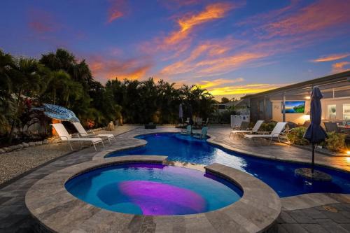 Bird of Paradise home — 4-Star Luxury Hotel in Anna Maria, United States