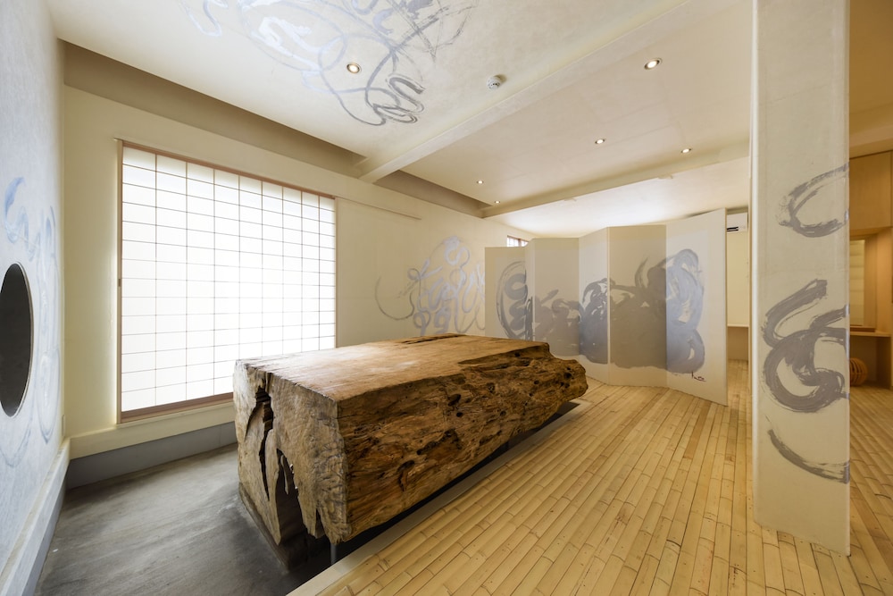 Yuigahama 千世 — 4-Star Luxury Hotel in Kamakura, Japan