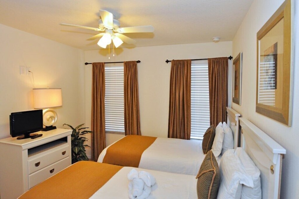 3 Bed Twhm W splash Pool at Bella Vida Resort - photo 6