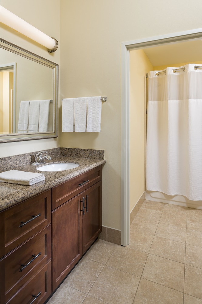 Staybridge Suites El Paso Airport by IHG - photo 27