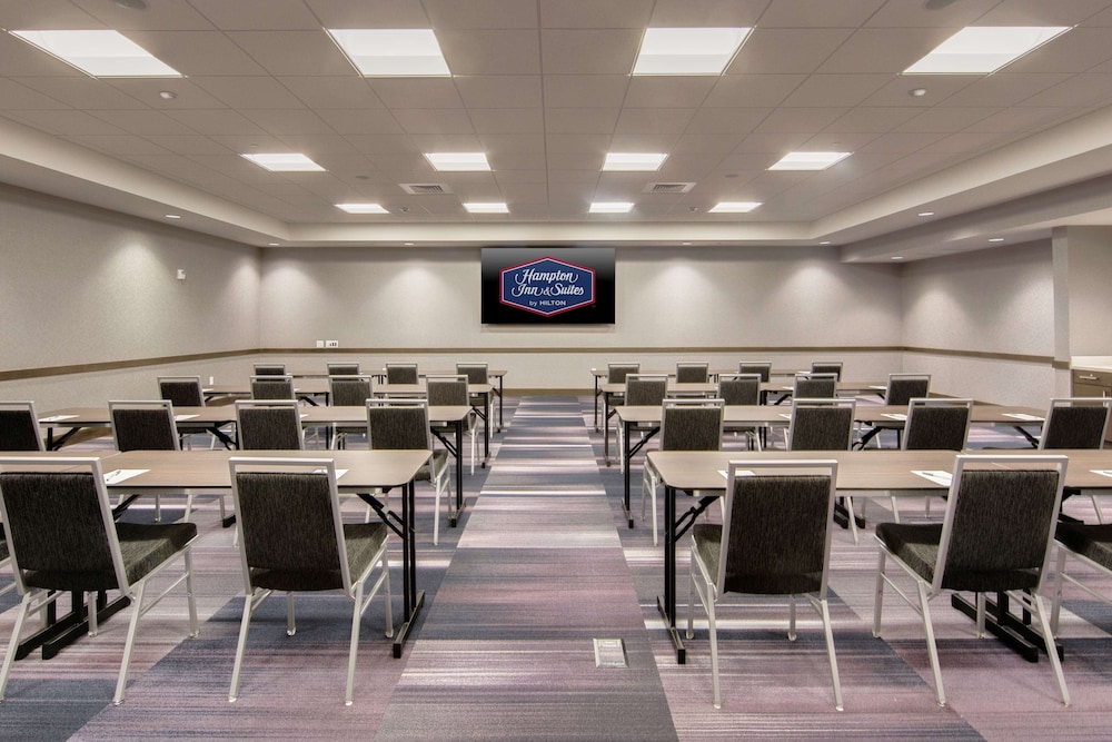Hampton Inn & Suites Fort Worth Downtown - photo 38