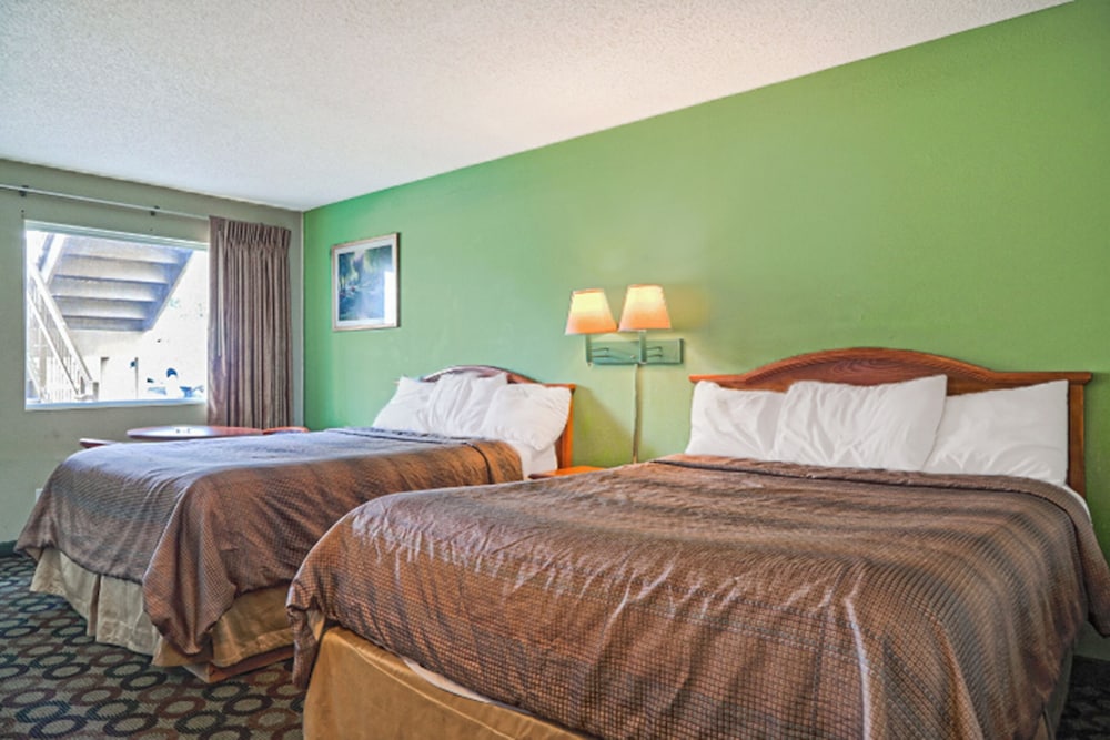 Economy Inn by OYO Ashburn I 75 - photo 15