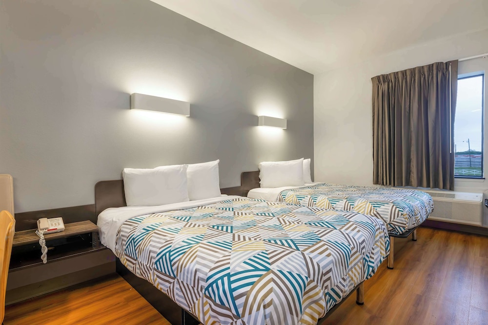 Studio 6 Suites Texas City Tx I 45 South - photo 18