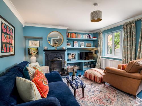 Stylish Cottage Peaceful Rural Retreat Pass The Keys — 4-Star Luxury Hotel in Somerton, United Kingdom