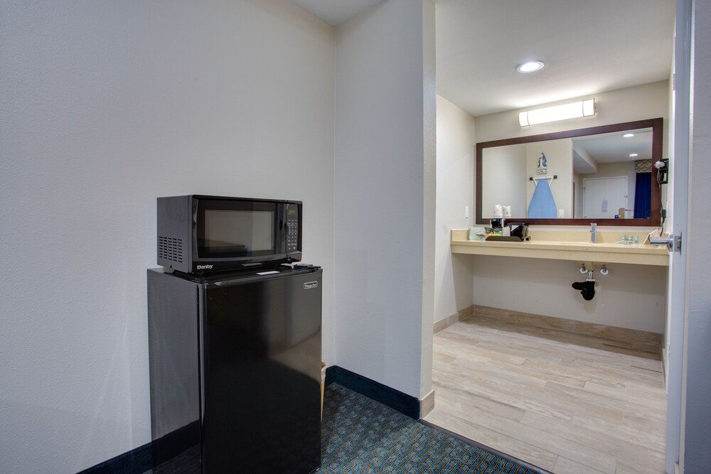 Quality Inn San Diego South Chula Vista - photo 22