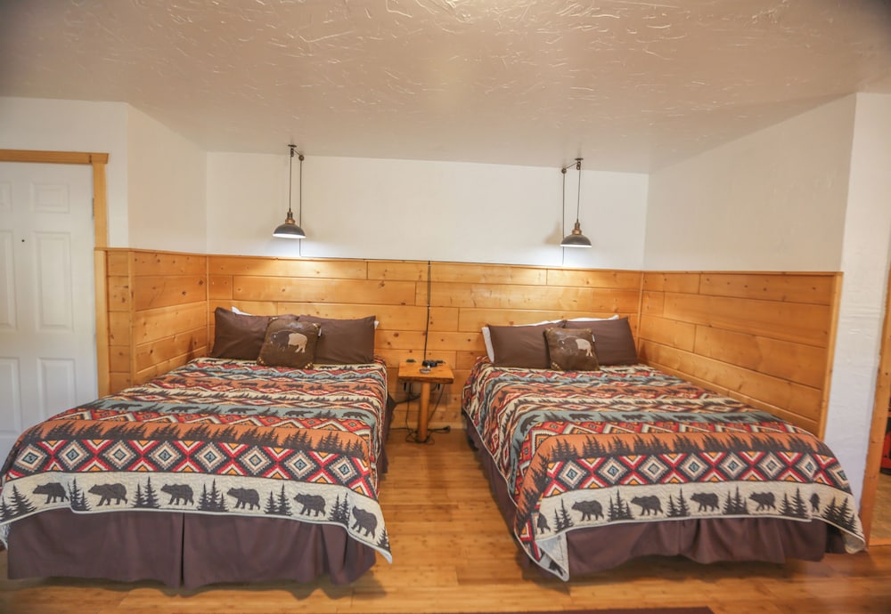 Chinook Winds Motel - photo 62