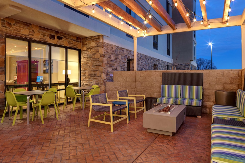 Home2 Suites by Hilton Redding - photo 49