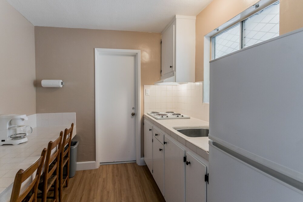 Skylark Shores Resort - photo 43