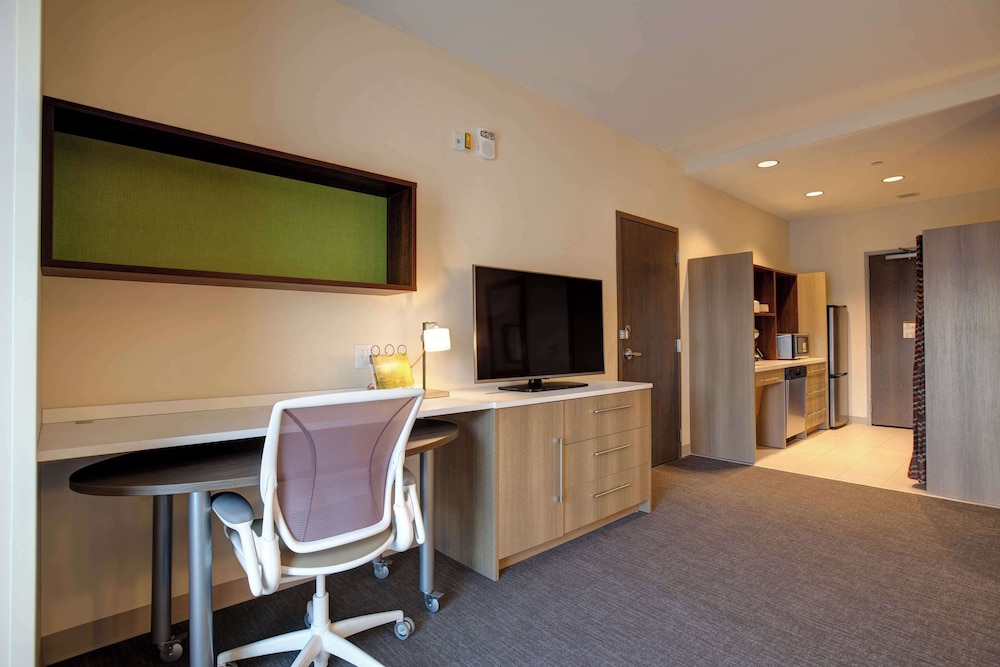 Home2 Suites by Hilton Charlotte Uptown NC - photo 22
