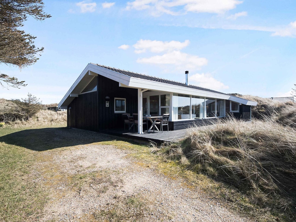 Summer House With Sea View In The Dunes — 4-Star Luxury Hotel in Pandrup, Denmark
