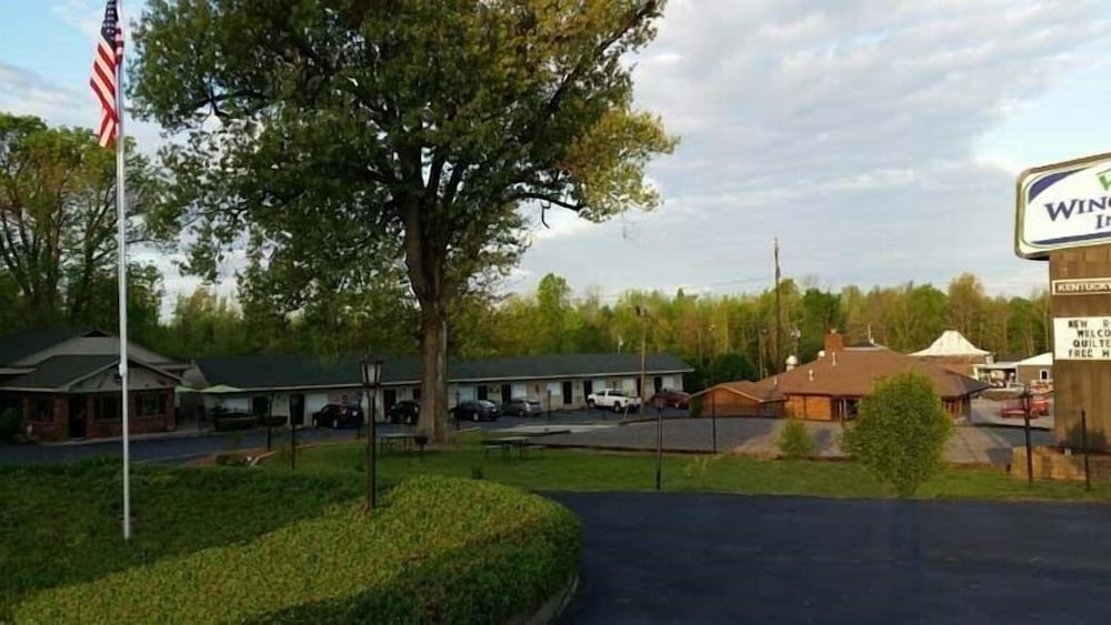 Kentucky Lake Inn - photo 12