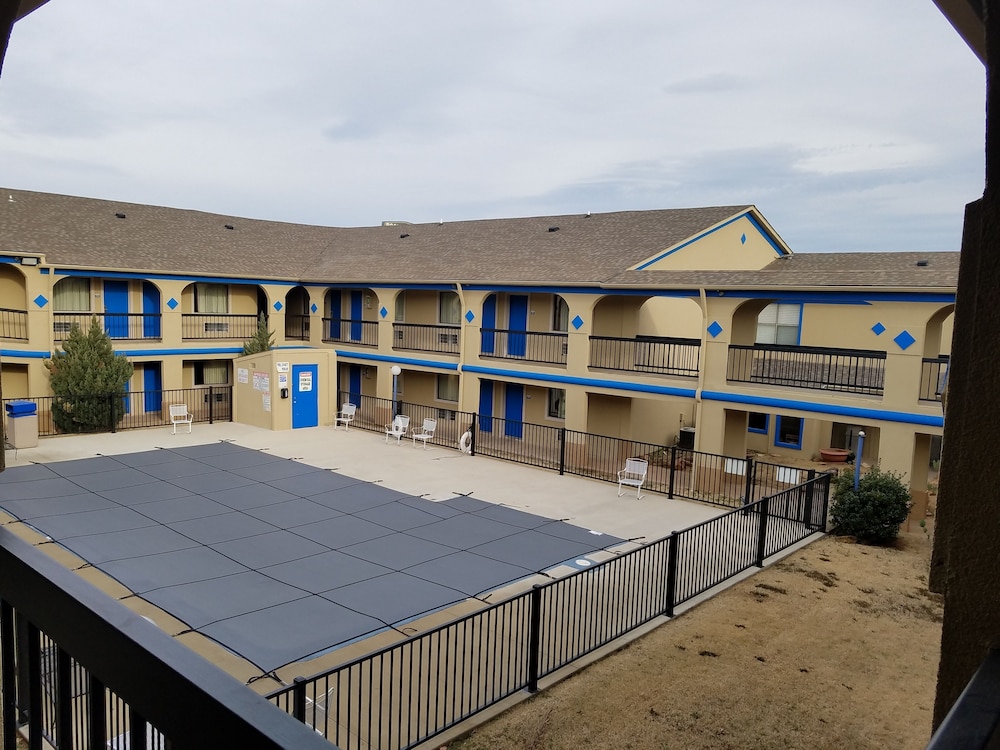 Days Inn By Wyndham Oklahoma City Nw Expressway - photo 49