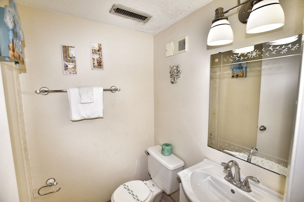 0112 Waters Edge Resort condo - photo 26
