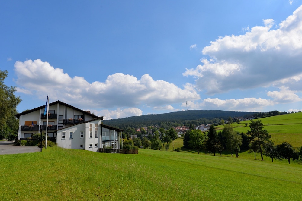 Hotel Garni Siebenstern — Bischofsgruen