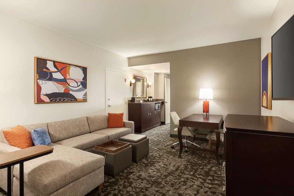 Embassy Suites by Hilton Orlando Lake Buena Vista South - photo 14
