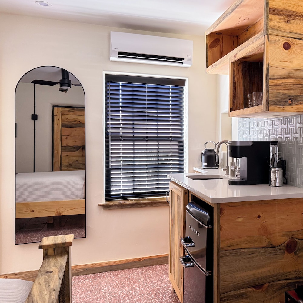 Hoosier Hot Springs & Inn - photo 7