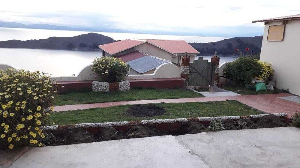 Hostal Jallalla — Yumani — photo 4