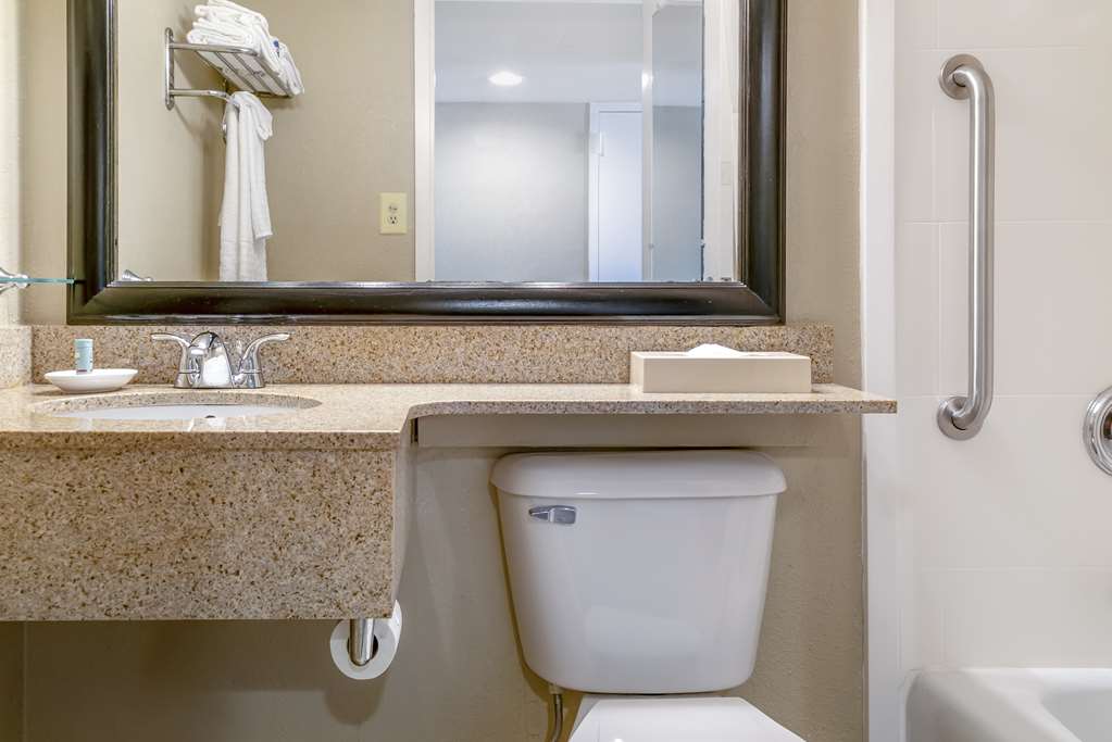 Best Western Greenfield Inn - photo 52