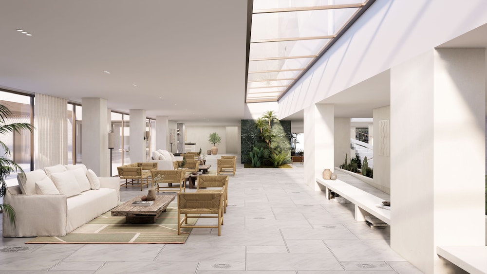 Tinos Beach Hotel in Tinos, Greece