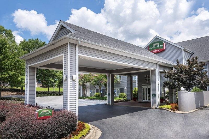 Courtyard by Marriott Athens Downtown in Athens, United States