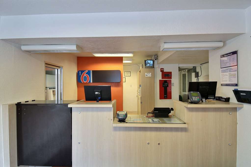 Motel 6 San Marcos TX - photo 23
