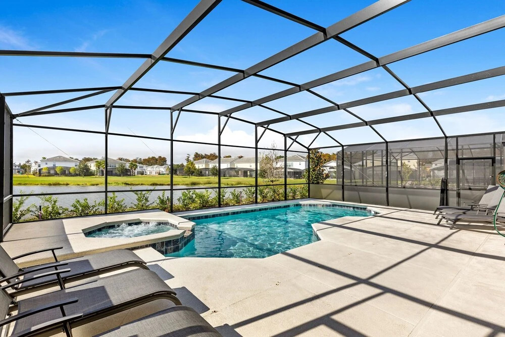 Lake Views Private Pool & Spa Games Room.. - photo 10